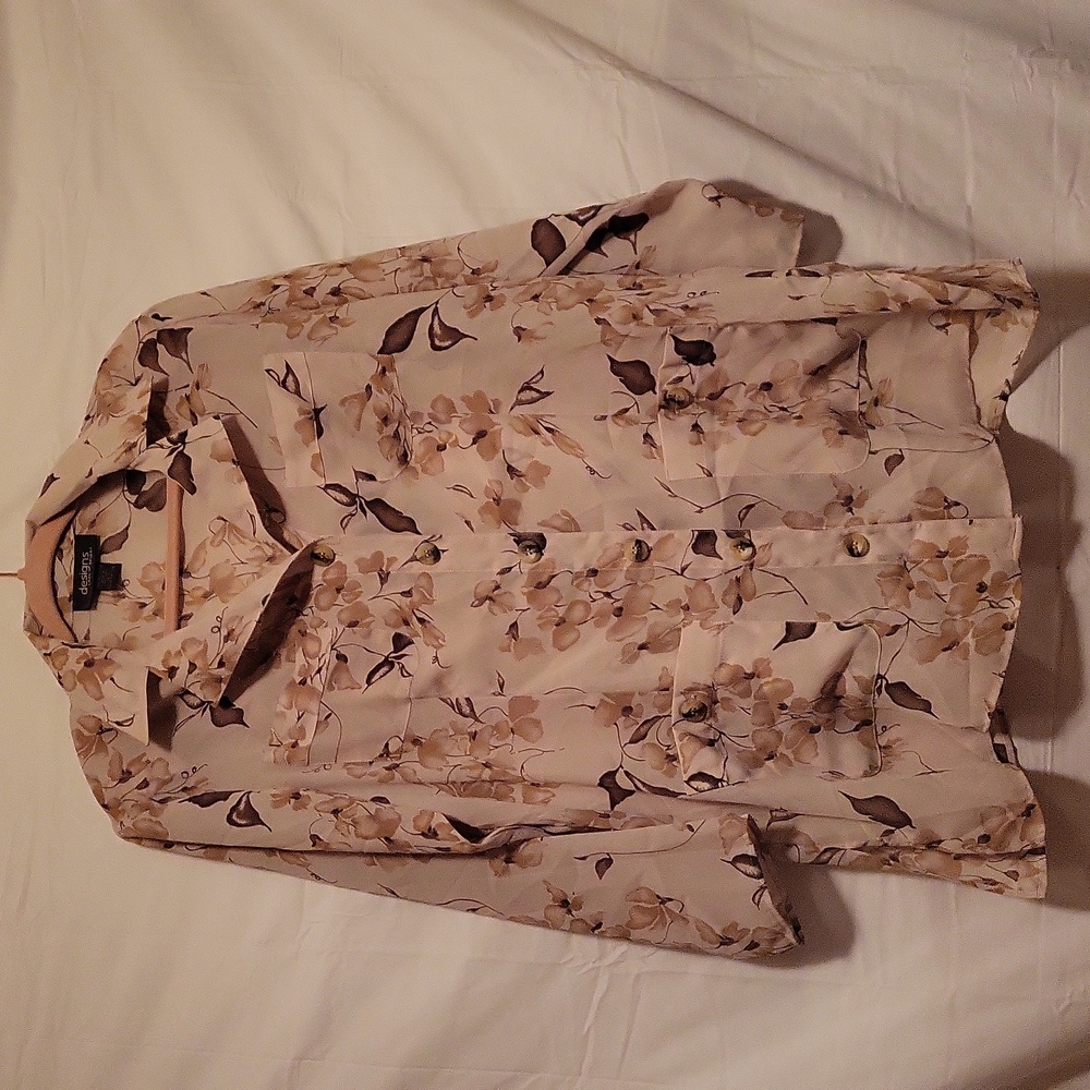 Designs Lane Bryant sheer Polyester